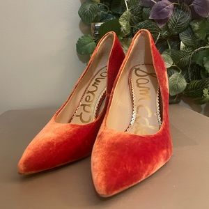 Sam Edelman Hazel Velvet Pumps